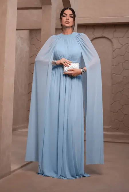 Vestido longo de tule con gola e manga capa - Imagem 2