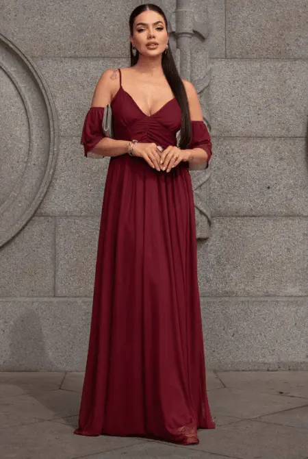 Vestido longo de tule manguinha